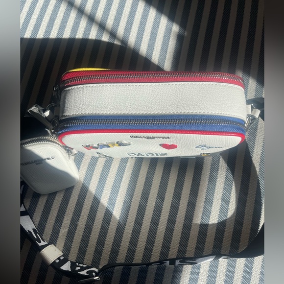 Retail:$228 KARL LAGERFELD structured camera-style crossbody bag - Picture 10 of 12